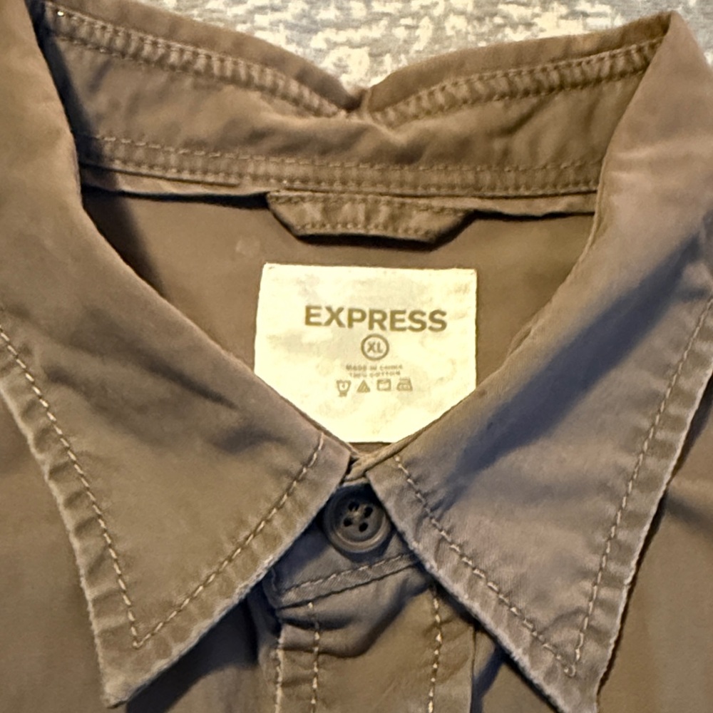 Express Stone Gray Button-Up Shirt